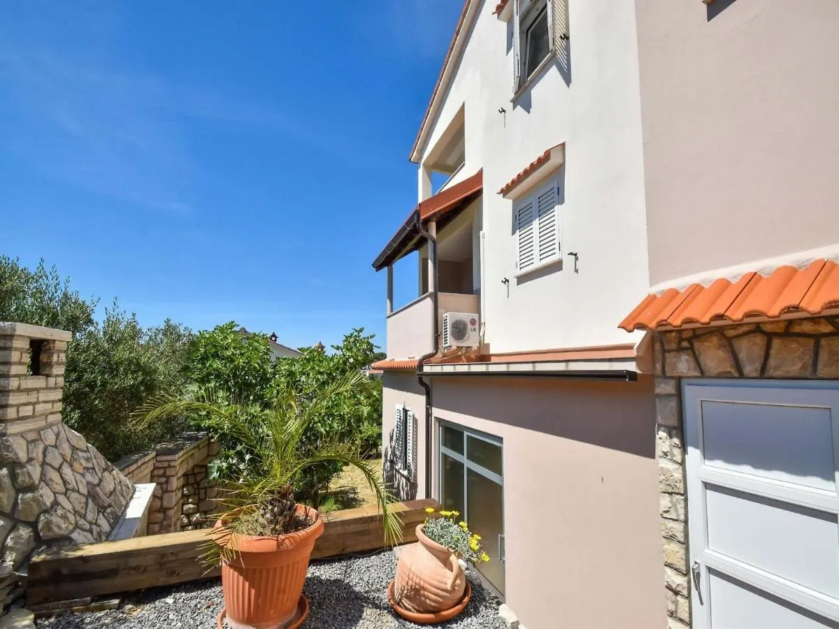 Guest house Apartments Jaklin Banjol